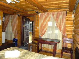 Hotel and restaurant complex Skolmo