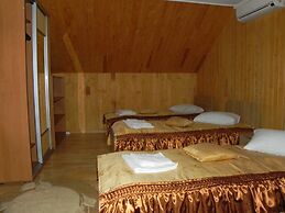 Hotel and restaurant complex Skolmo