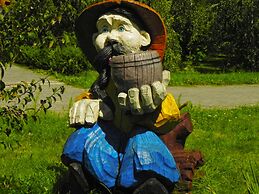 Hotel and restaurant complex Skolmo