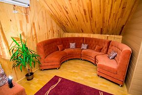 Hotel and restaurant complex Skolmo