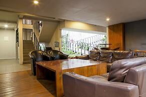 RedDoorz Plus near Asia Afrika 3