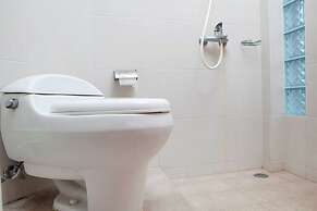 RedDoorz Plus near Dago Pakar