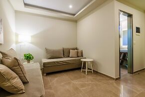 Remezzo Apartments & Studios