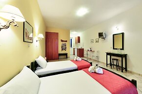 Remezzo Apartments & Studios