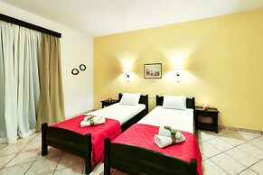 Remezzo Apartments & Studios