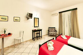 Remezzo Apartments & Studios