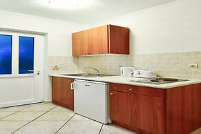 Remezzo Apartments & Studios