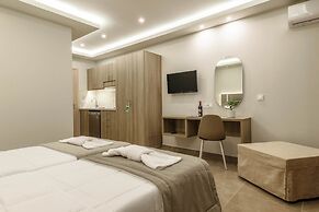 Remezzo Apartments & Studios