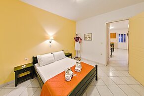 Remezzo Apartments & Studios