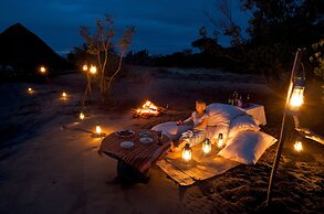 H12 Delta Dunes Lodge