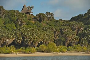 H12 Delta Dunes Lodge