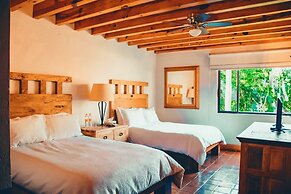 La Provence Restaurant & Boutique Hotel