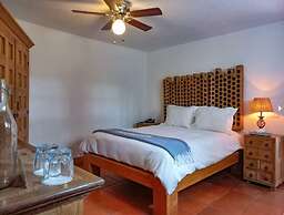 La Provence Restaurant & Boutique Hotel