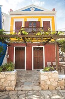 Karnayo Traditional Houses