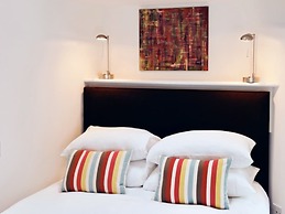 Your Space Apartments - Cambridge Place