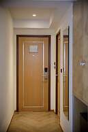 9 Suite Luxury Boutique Hotel