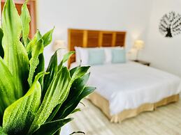 Spoondrift Hostal