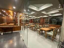 Utopia Resorts & Spa