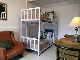 Siam Journey Guesthouse - Hostel