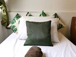 Siam Journey Guesthouse - Hostel