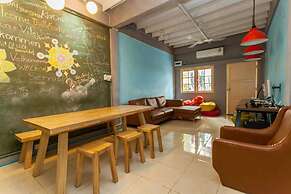 Siam Journey Guesthouse - Hostel