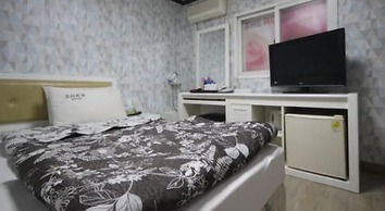 Dream of City Motel