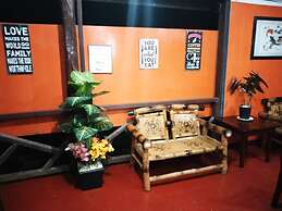 El Nido Corner Pension and Restaurant