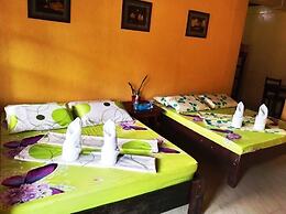 El Nido Corner Pension and Restaurant