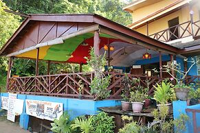 El Nido Corner Pension and Restaurant
