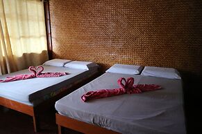 El Nido Corner Pension and Restaurant