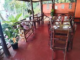 El Nido Corner Pension and Restaurant