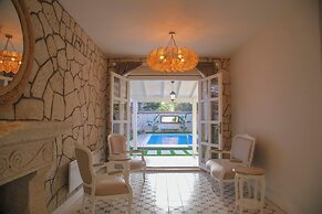 Alacati Balbadem Otel ( +13 ADULT ONLY)