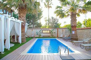 Alacati Balbadem Otel ( +13 ADULT ONLY)