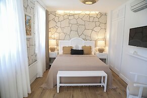 Alacati Balbadem Otel ( +13 ADULT ONLY)