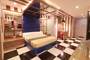 Victoria Court Escarpment - Pasig