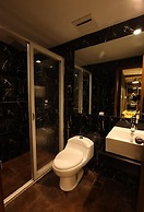 Victoria Court Escarpment - Pasig