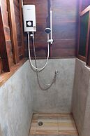 Baan Kun Tuad Ko Si Chang