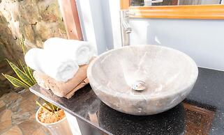 Orchard Fruit Farm Bungalow