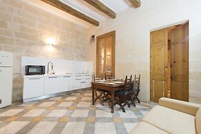 Valletta Bishop Apartment