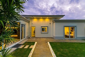 Luxury Pool Villa 608