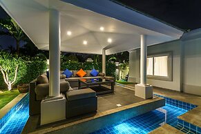 Luxury Pool Villa 608