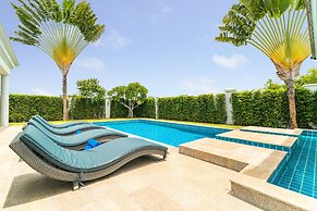 Luxury Pool Villa 608