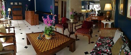 Bed In Town - Hostel