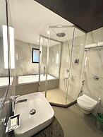 Freesia By Express Inn