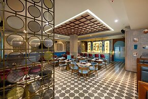 Freesia By Express Inn