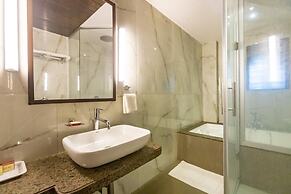 Freesia By Express Inn