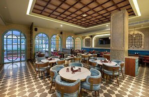 Freesia By Express Inn