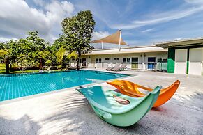 Chalong Hill Tropical Garden Homes