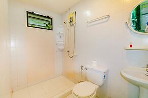 Chalong Hill Tropical Garden Homes