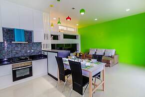 Chalong Hill Tropical Garden Homes